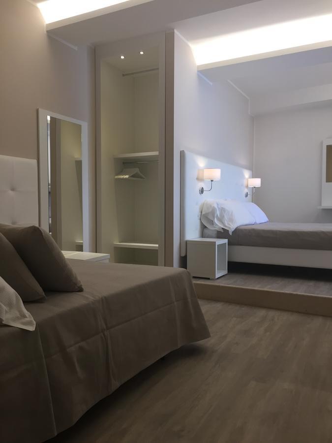 Hotel Ardea Riccione Exterior photo